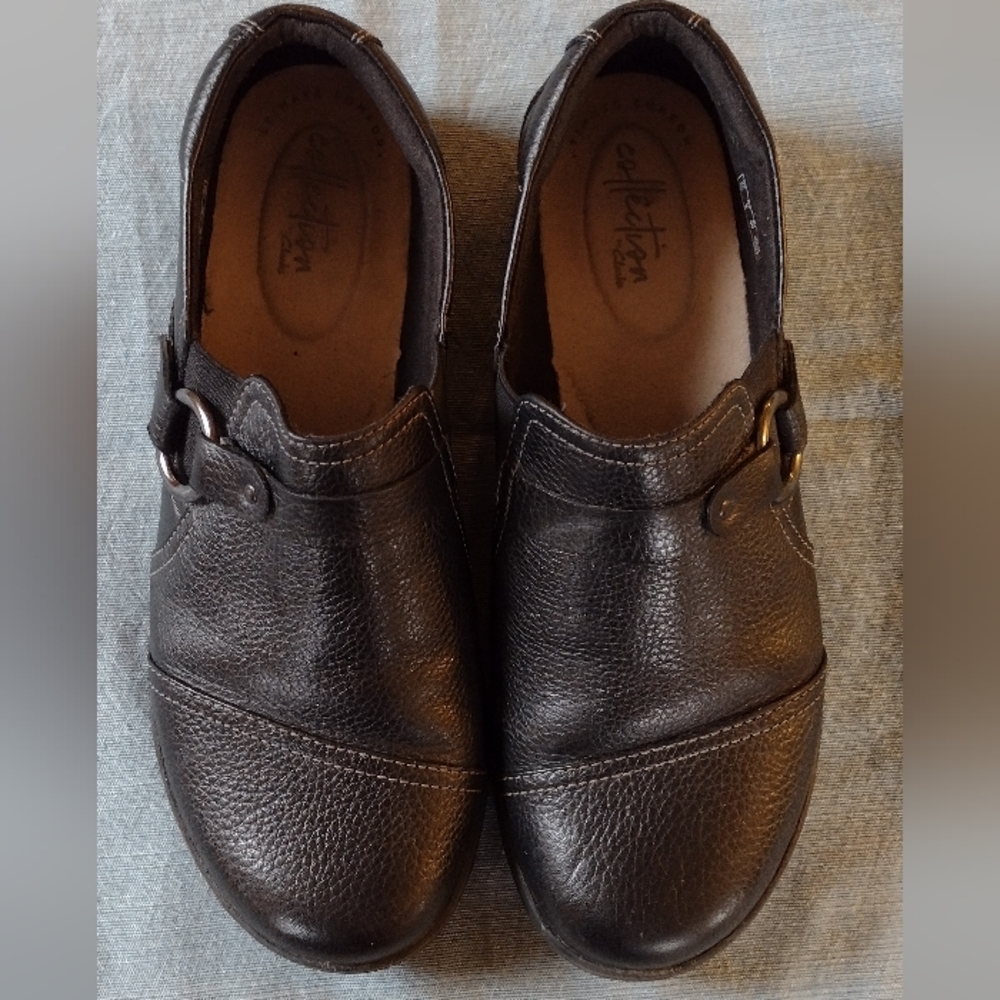 Clarks Black Leather Slip-On Size 8 Women's